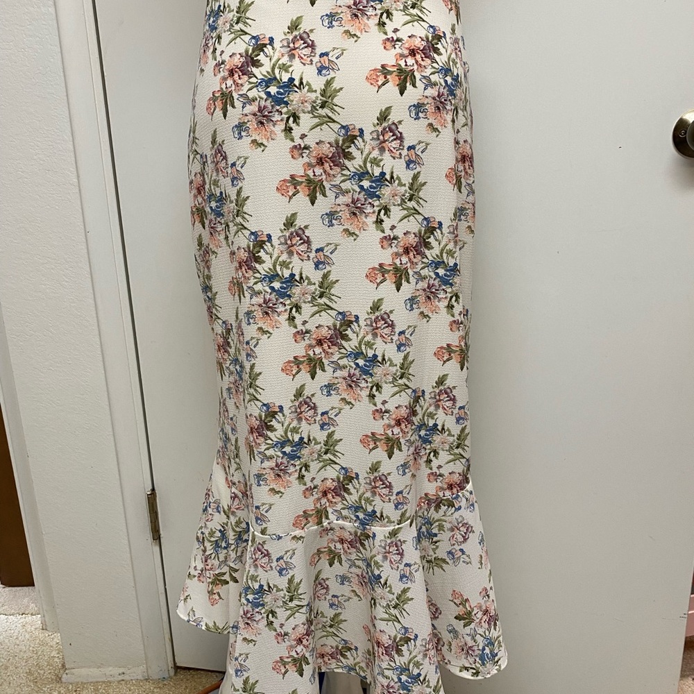 Max Studio Women's Floral Print Ruffle Wrap Maxi Skirt Size Small. - Picture 5 of 7